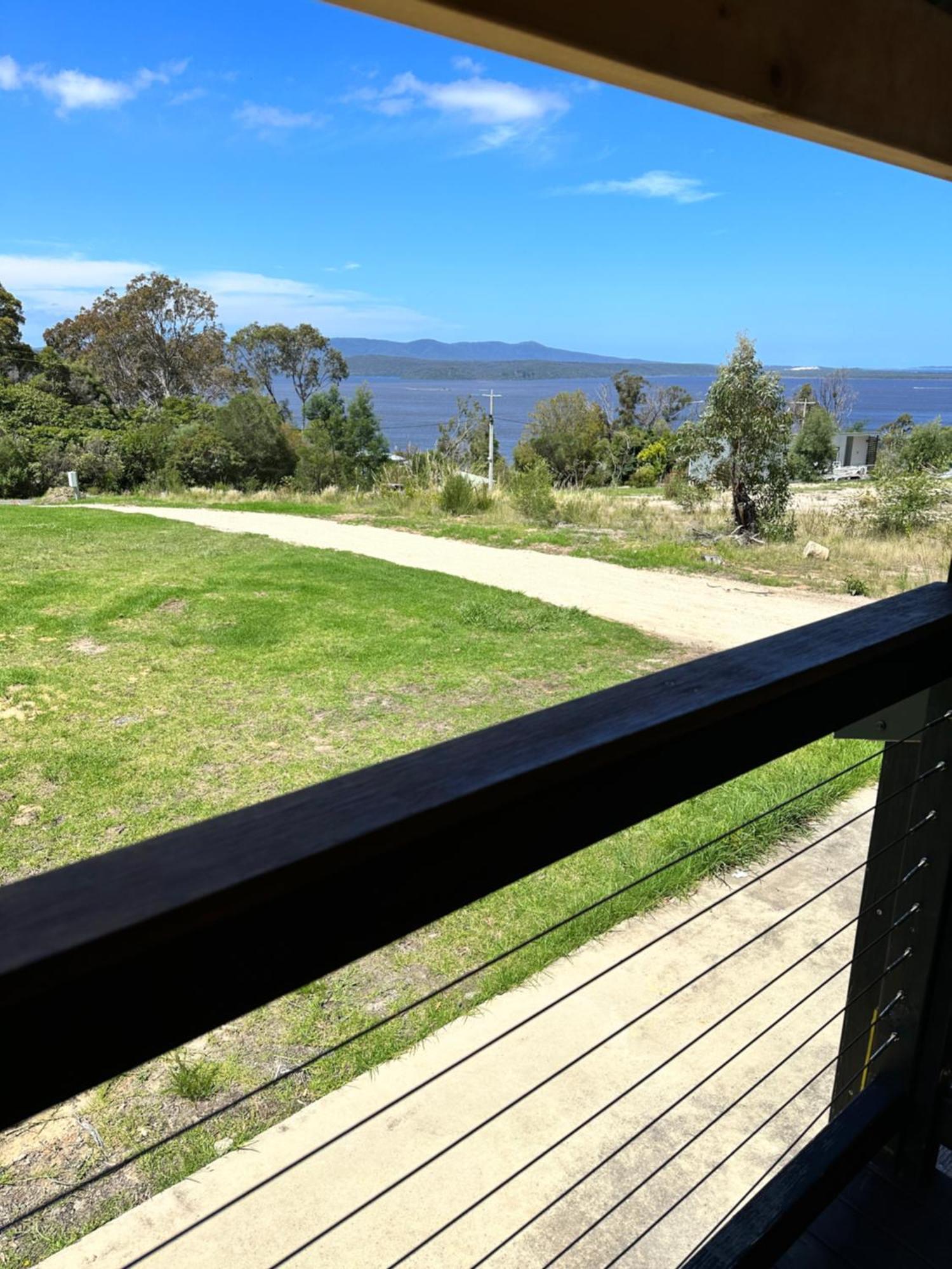 Ocean Breeze Tiny House - Ocean And Lake View Mallacoota Buitenkant foto
