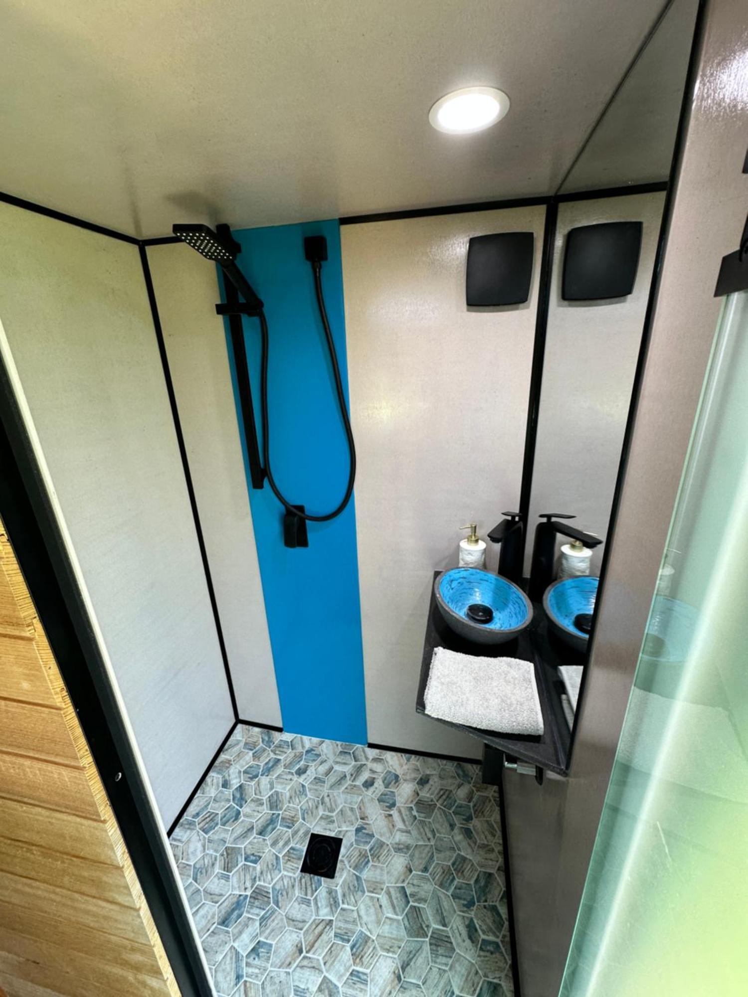 Ocean Breeze Tiny House - Ocean And Lake View Mallacoota Buitenkant foto